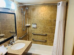 Holiday Inn Express Philadelphia-Midtown by IHG