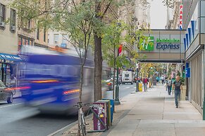 Holiday Inn Express Philadelphia-Midtown by IHG