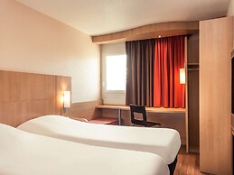 ibis Epinay sur seine Gennevilliers