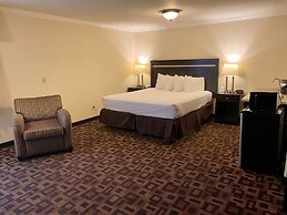 Best Western Plus Inn of Hayward