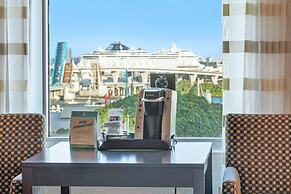 Holiday Inn Port of Miami - Downtown by IHG