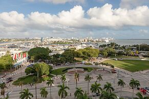 Holiday Inn Port of Miami - Downtown by IHG