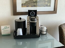 Holiday Inn Port of Miami - Downtown by IHG