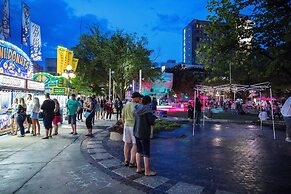 Holiday Inn Winnipeg South by IHG