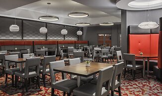 Holiday Inn Winnipeg South by IHG