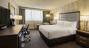 Holiday Inn Winnipeg South by IHG