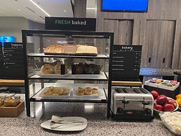 Holiday Inn Winnipeg South by IHG