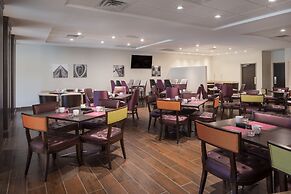 Crowne Plaza Chicago SW - Burr Ridge by IHG