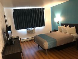 Motel 6 La Crosse, WI