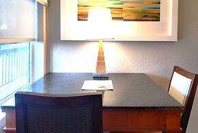 Baymont Inn and Suites by Wyndham Columbus / Near OSU