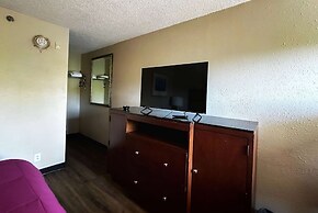 Baymont Inn and Suites by Wyndham Columbus / Near OSU