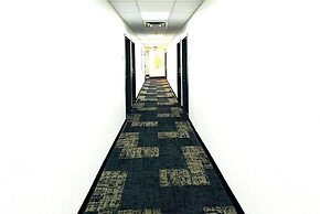 Baymont Inn and Suites by Wyndham Columbus / Near OSU