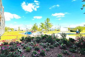 Baymont Inn and Suites by Wyndham Columbus / Near OSU