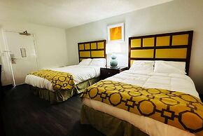 Baymont Inn and Suites by Wyndham Columbus / Near OSU