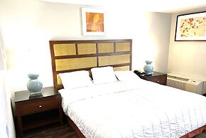 Baymont Inn and Suites by Wyndham Columbus / Near OSU