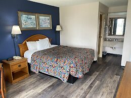 Motel 6 Marianna, FL