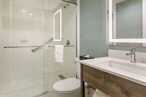 Best Western Plus New Englander