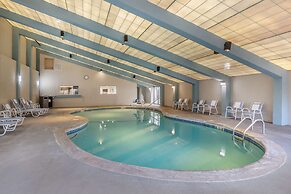 Best Western Plus New Englander