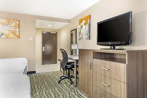 Best Western Plus New Englander