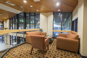 Red Roof Inn & Suites Cincinnati North - Mason