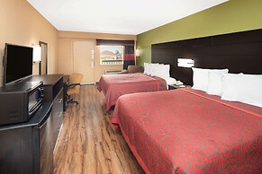 Days Inn by Wyndham Tupelo