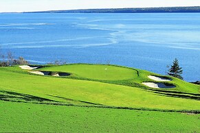 Algonquin Resort St Andrews by-the-Sea Autograph Collection