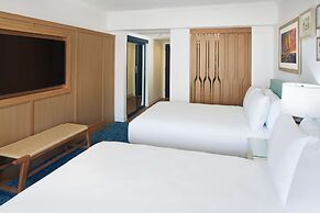 OUTRIGGER Reef Waikiki Beach Resort