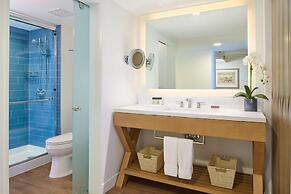 OUTRIGGER Reef Waikiki Beach Resort