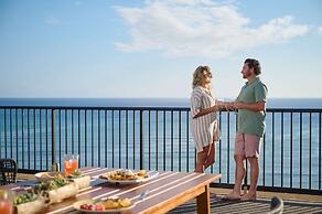 OUTRIGGER Reef Waikiki Beach Resort