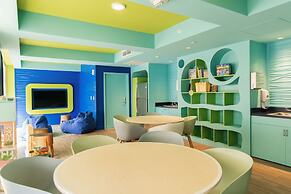 OUTRIGGER Reef Waikiki Beach Resort