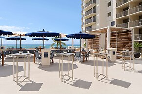 OUTRIGGER Reef Waikiki Beach Resort