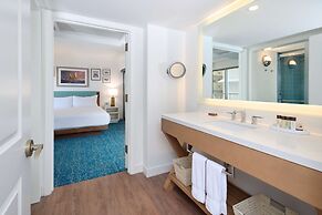 OUTRIGGER Reef Waikiki Beach Resort