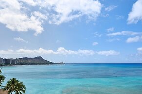 OUTRIGGER Reef Waikiki Beach Resort