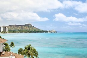 OUTRIGGER Reef Waikiki Beach Resort