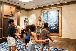 OUTRIGGER Reef Waikiki Beach Resort