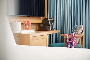 OUTRIGGER Reef Waikiki Beach Resort