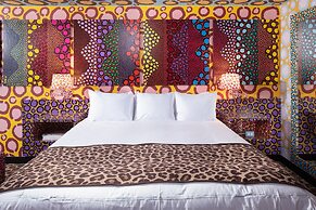 Saint Kate - The Arts Hotel