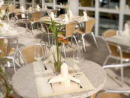 Mövenpick Hotel Nuernberg Airport