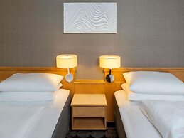 Mövenpick Hotel Nuernberg Airport