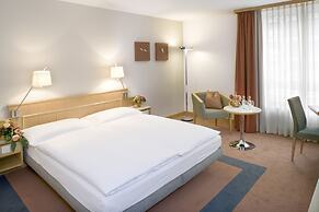 Mövenpick Hotel Nuernberg Airport
