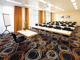 Mövenpick Hotel Nuernberg Airport