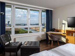 Mövenpick Hotel Nuernberg Airport