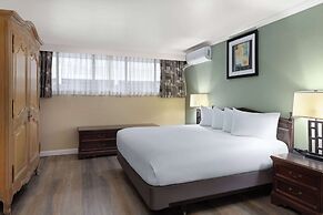 Travelodge by Wyndham Monterey Bay
