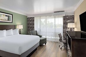 Travelodge by Wyndham Monterey Bay