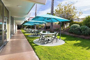 Travelodge by Wyndham Monterey Bay