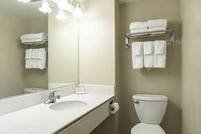 Travelodge by Wyndham Monterey Bay