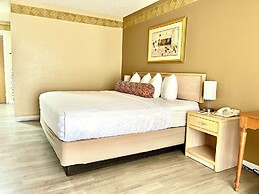 Brentwood Inn & Garden