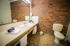 Australian Settlers Motor Inn