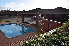 Australian Settlers Motor Inn