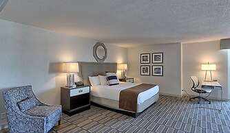 South Shore Harbour Resort & Conference Center